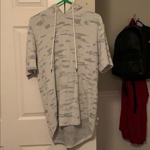 Short sleeve ripped hoodie